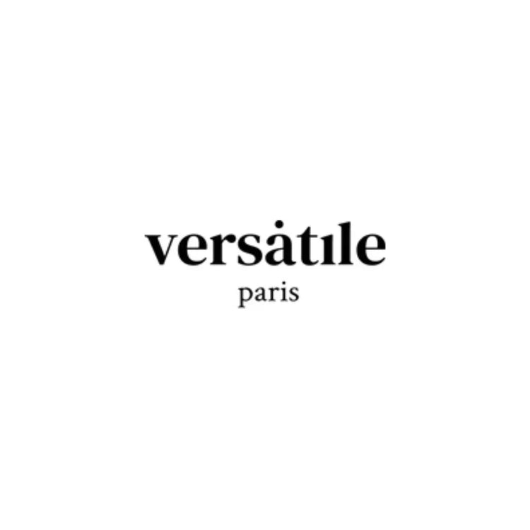 Logo de la marque Versatile Paris, collection de parfums à base d'huile 100% vegan avec un format nomade