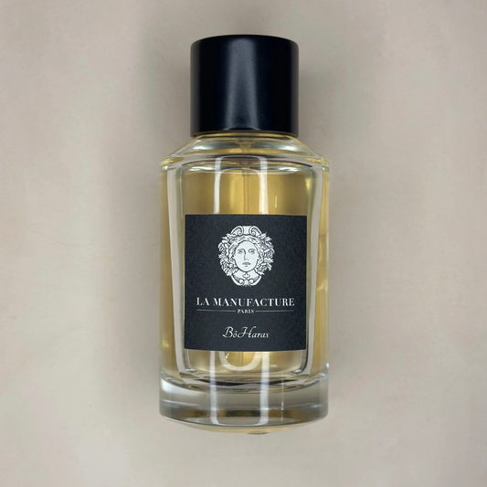 Au centre le flacon du parfum BôHaras en 100ml de la marque La Manufacture disponible chez ICI Concept Store